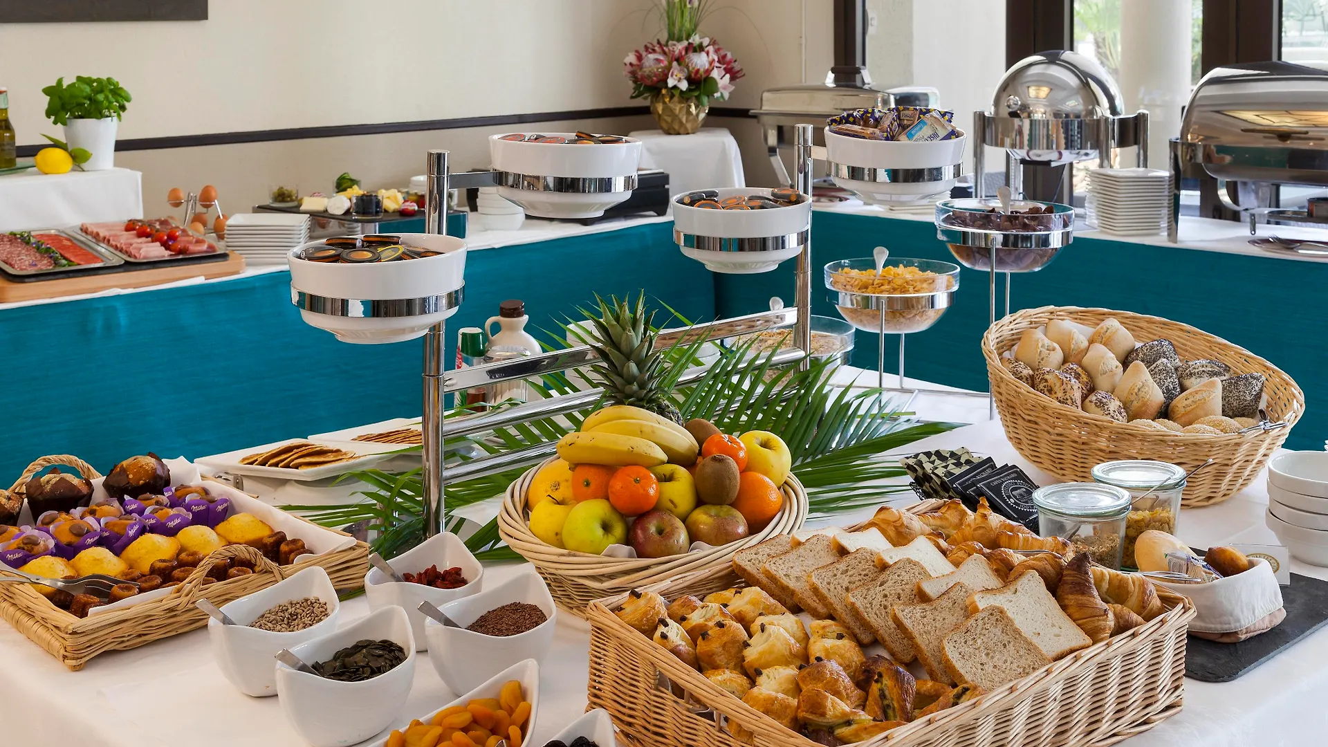 Neho Suites Cannes Croisette Hotel