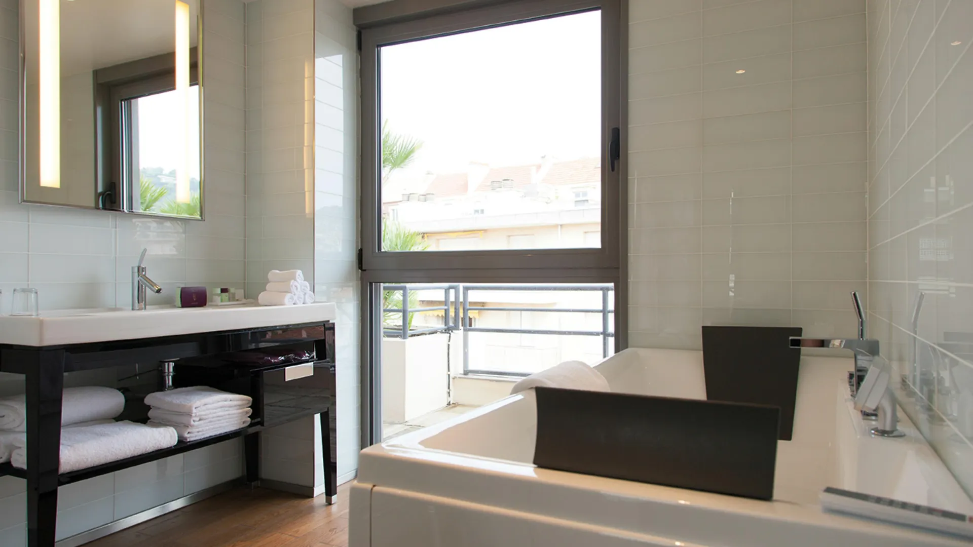 Neho Suites Cannes Croisette فرنسا