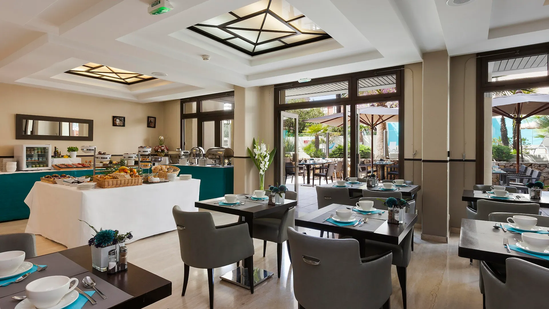 Neho Suites Cannes Croisette 4*,